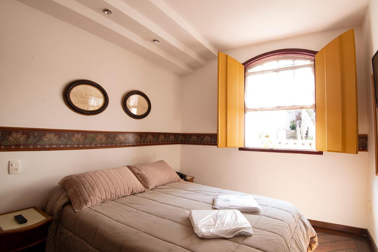 Hotel Colonial Ouro Preto  Buitenkant foto
