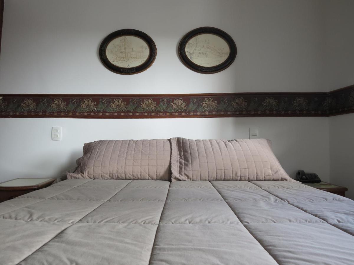 Hotel Colonial Ouro Preto  Buitenkant foto