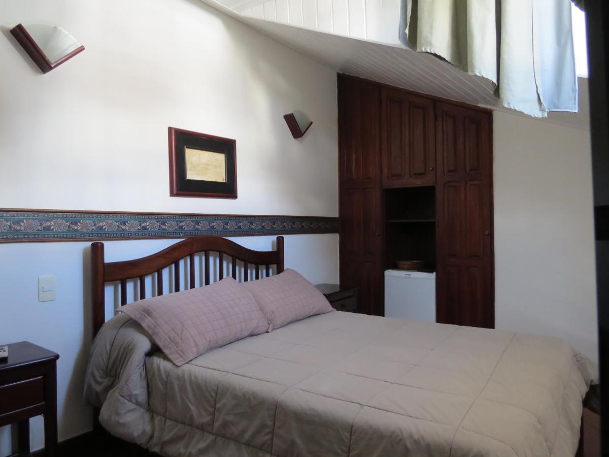 Hotel Colonial Ouro Preto  Buitenkant foto